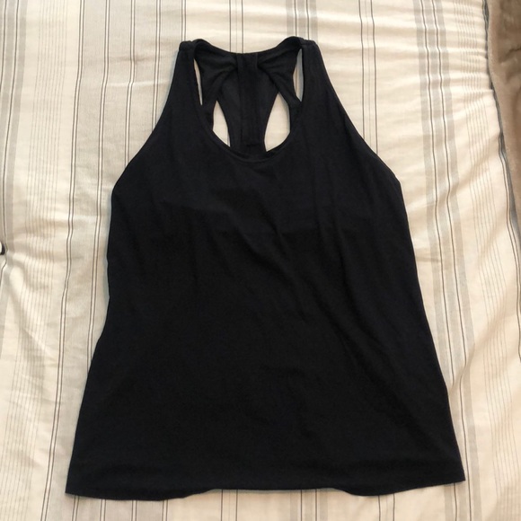 Black lululemon tank top - Picture 1 of 4